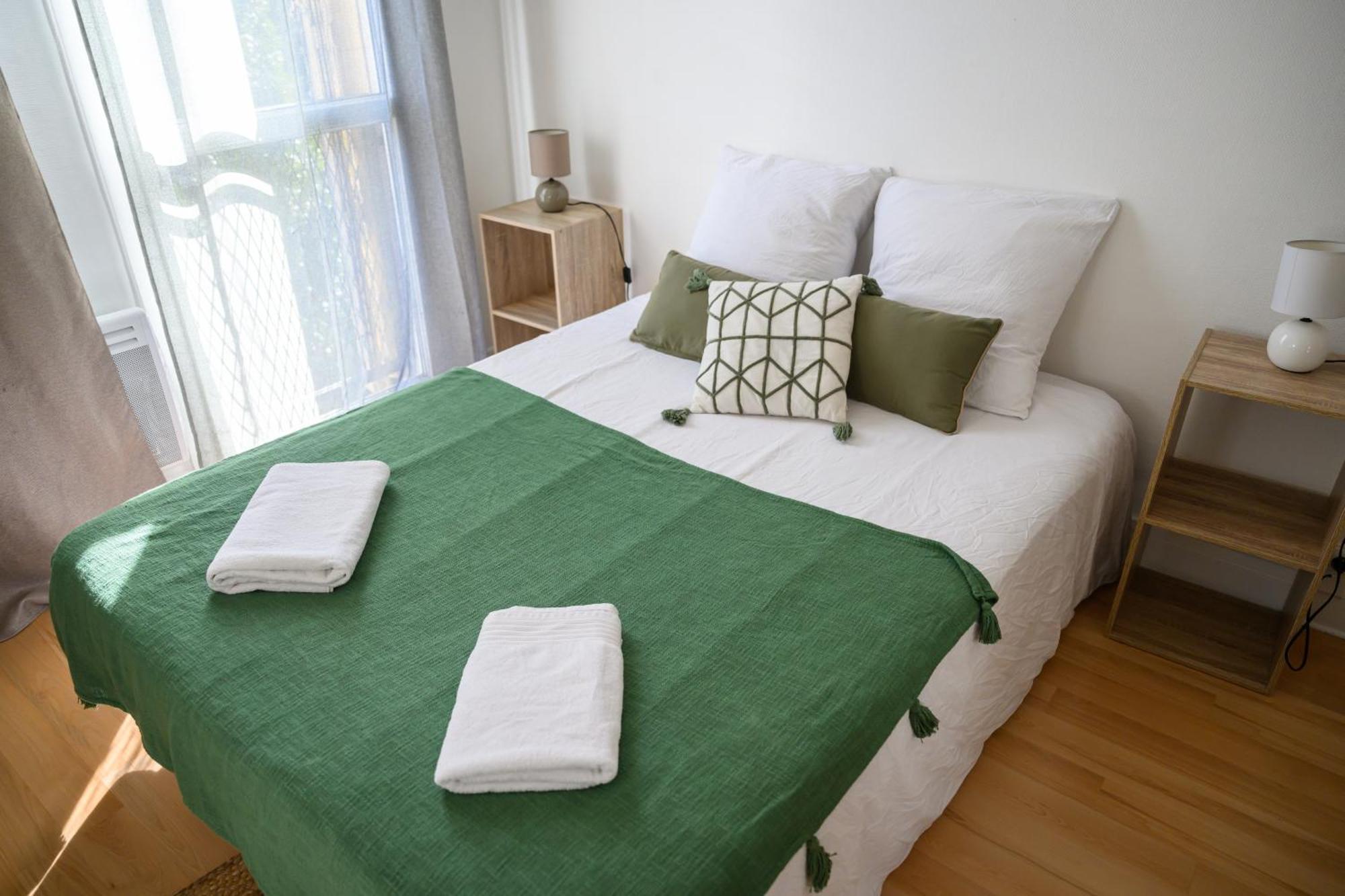Grand Appartement Avec Balcon Hyper - Centre Tarbes Dış mekan fotoğraf